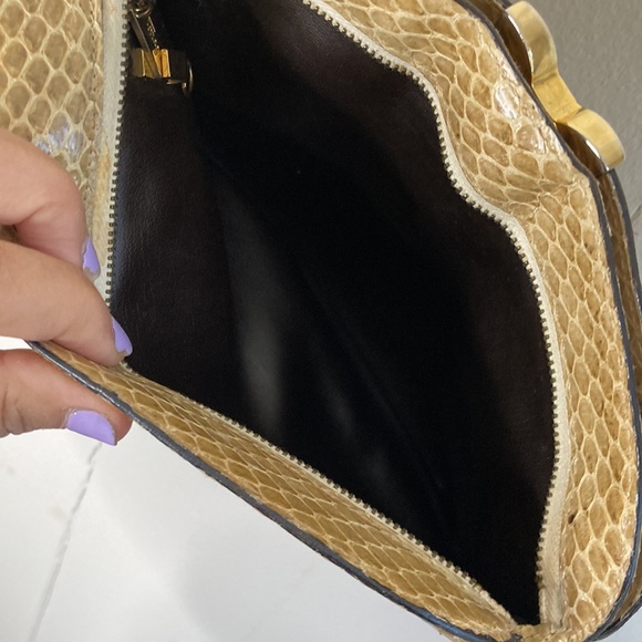 Salvatore Ferragamo vintage Snake buttercup  bag chain or clutch . - Picture 5 of 13